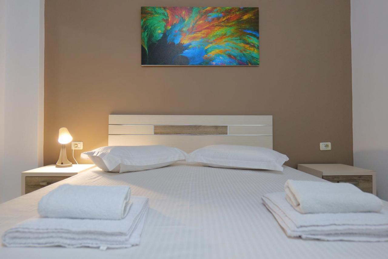 Saranda Inn Rooms & Apartments المظهر الخارجي الصورة