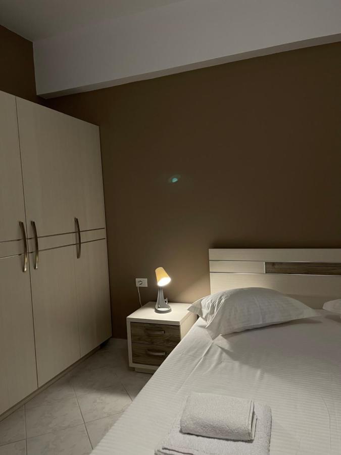 Saranda Inn Rooms & Apartments المظهر الخارجي الصورة