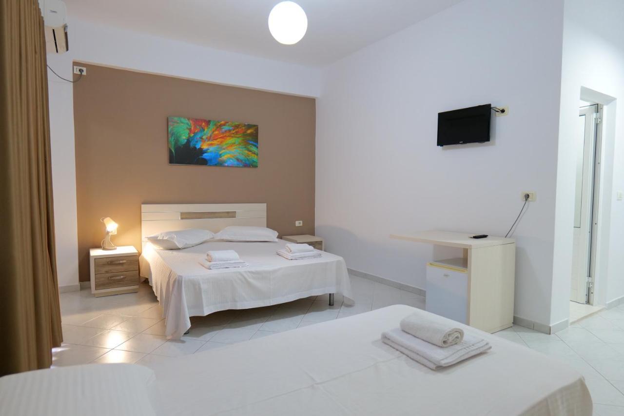 Saranda Inn Rooms & Apartments المظهر الخارجي الصورة