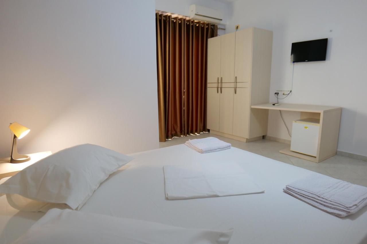 Saranda Inn Rooms & Apartments المظهر الخارجي الصورة