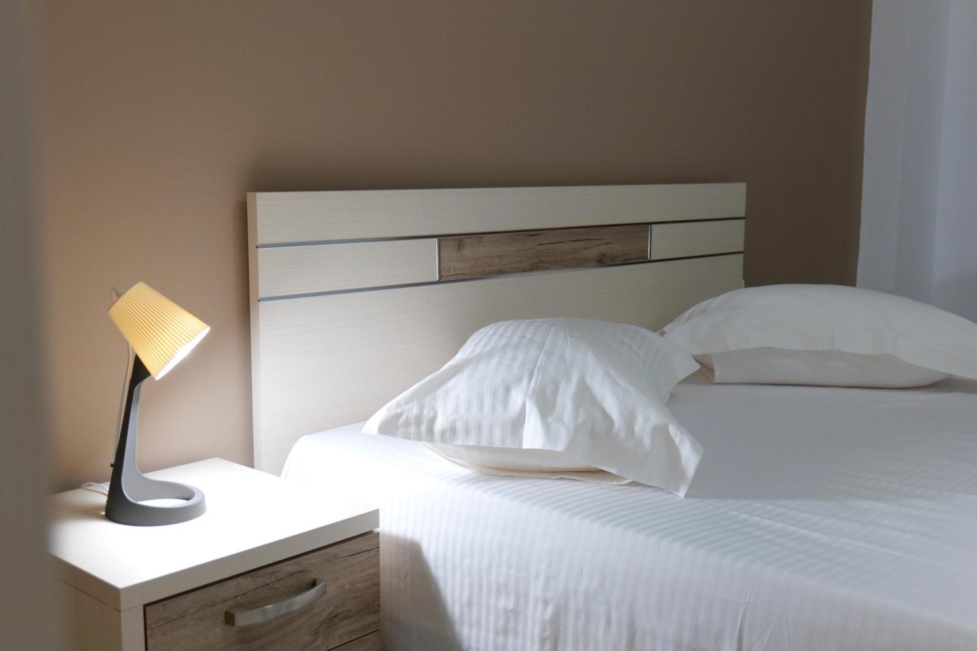 Saranda Inn Rooms & Apartments المظهر الخارجي الصورة